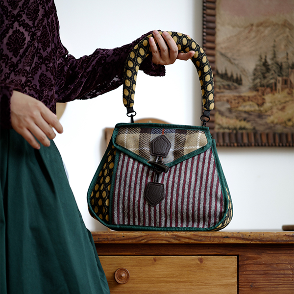 ストライプ切り替えドットショルダーバッグ   Z00488