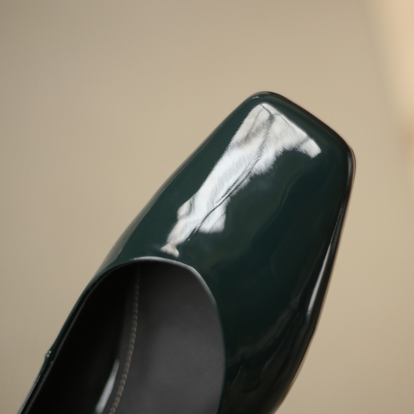 【2color】パテントレザーチェーンローヒールパンプス X-370