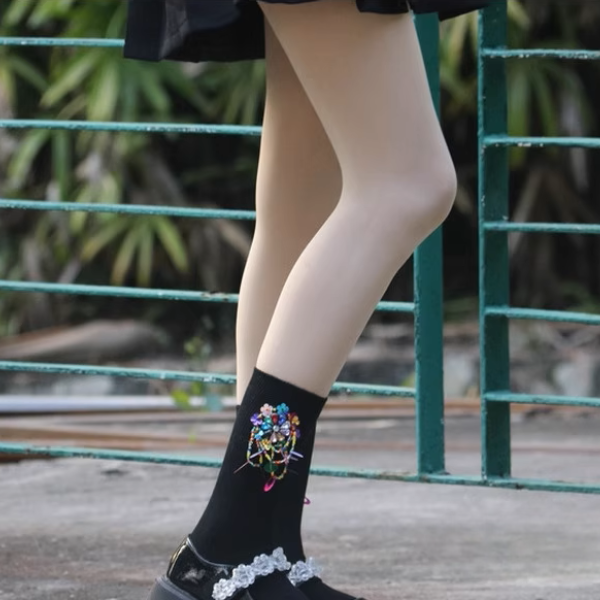 ビジュー刺繍が華やぐ5色ソックスセット《Z01118》