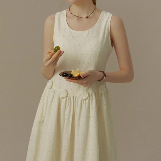 立体フラワー装飾ノースリーブワンピース《Z00828》