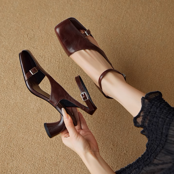 【2color】アシンメントリーデザインハイヒールサンダル《Z00977》