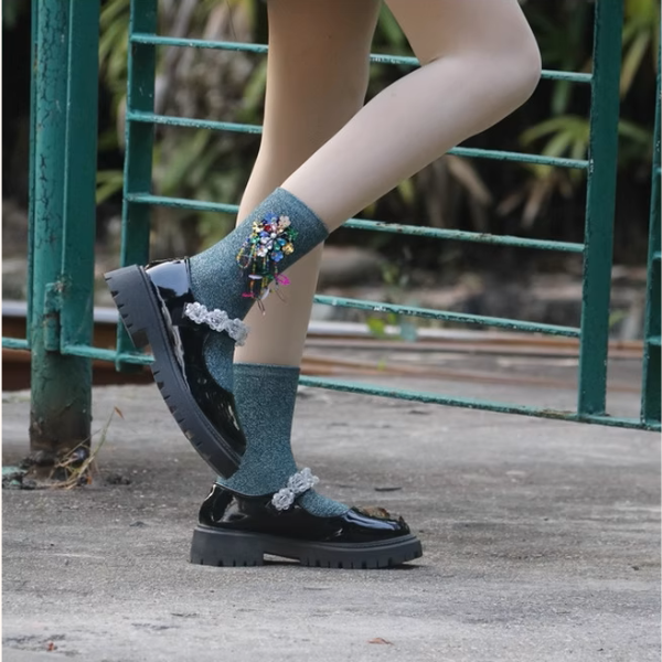 ビジュー刺繍が華やぐ5色ソックスセット《Z01118》