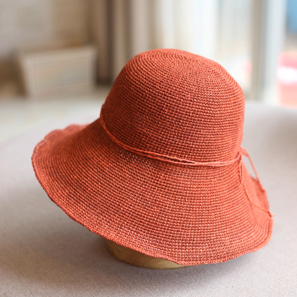 リボン付きレッドストローハット《Z01065》