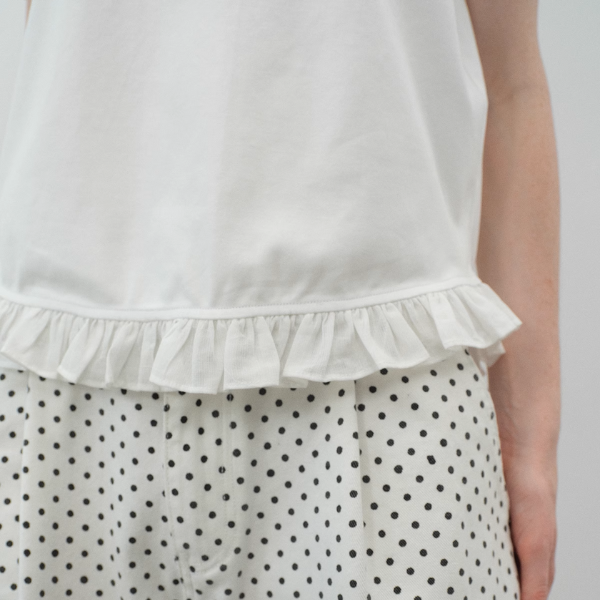 フリル裾花刺繍ポケット付き半袖トップス《Z01107》