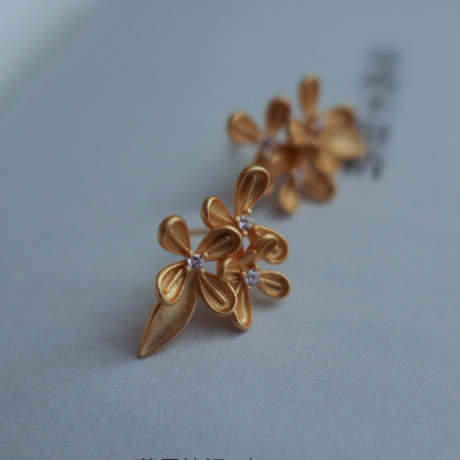 金色のフラワーピアス Z00150