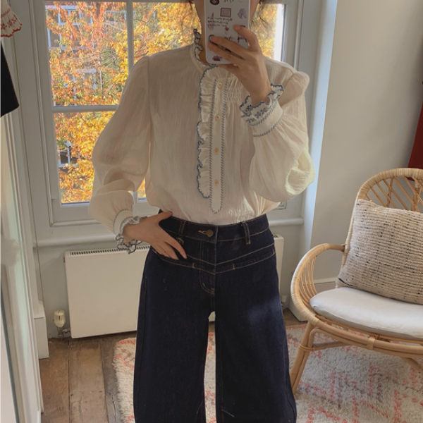 【2color】午後の針音と記憶の刺繍ブラウス《Z01158》