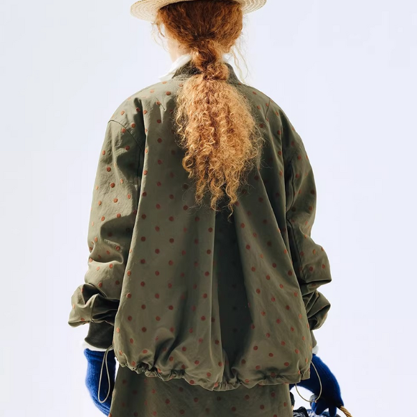 【2color】ドット柄フリルのバルーン裾キルティングジャケット《Z01360》