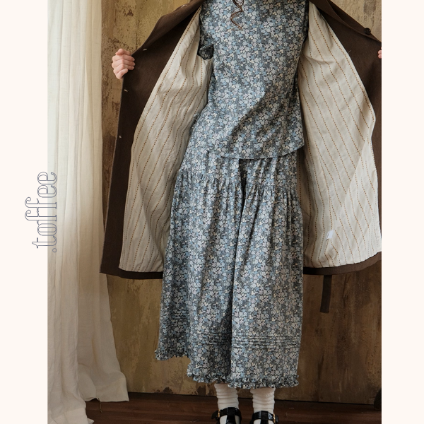 前合わせデザインのブラウンジャケット《Z01086》