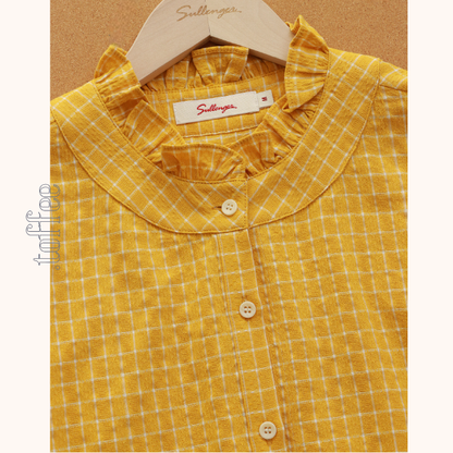 フリルネックチェック柄スリムシャツ《Z00848》