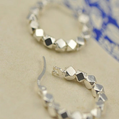 シルバー粒粒ピアス