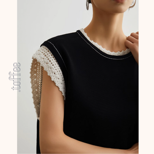 クルーネックレースディテールブラックワンピース《Z00948》