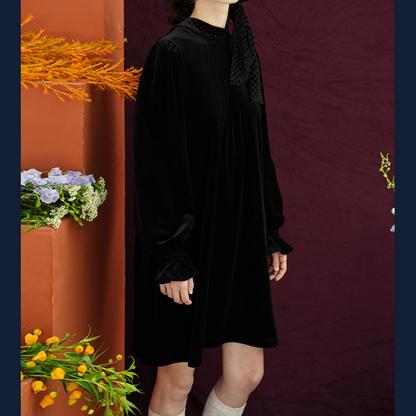 リボン付きブラックミニワンピース Z00086