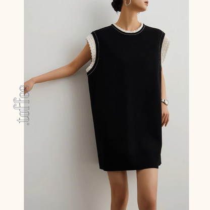 クルーネックレースディテールブラックワンピース《Z00948》