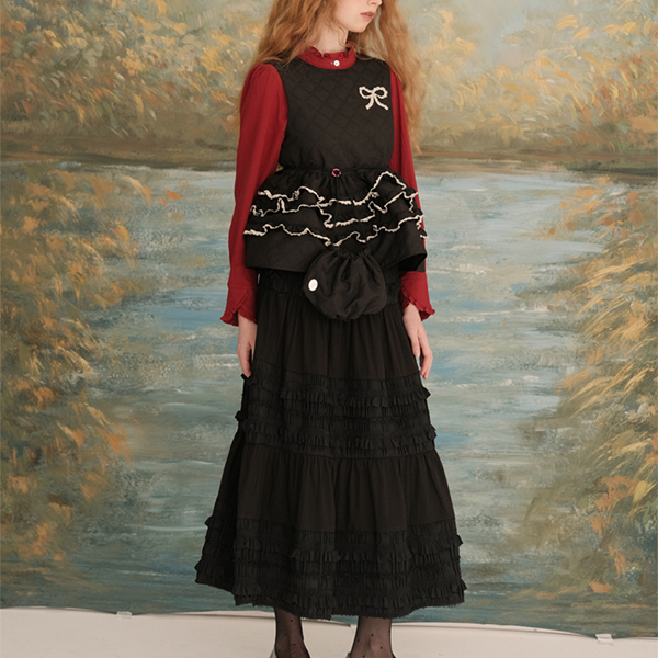 【2color】フリルネックショートブラウス　《Z00618》