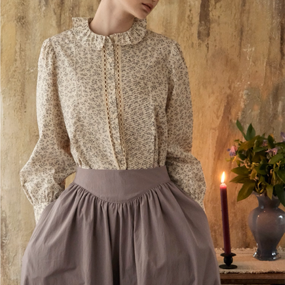 小花柄とフリル襟のクラシカルブラウス《Z01085》