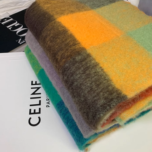 【8color】マルチカラーが映えるロング丈ブロックチェックマフラー《Z01185》