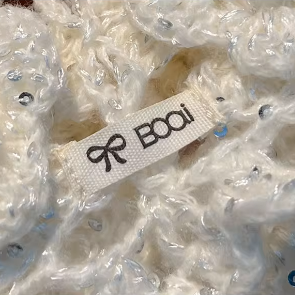 【4color】花モチーフが咲く＊かぎ針編みスパンコールニット帽《Z01194》