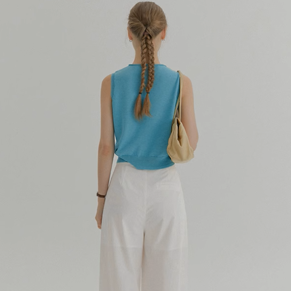 羽ばたく鳥と木の実のシアーニットベスト《Z01018》