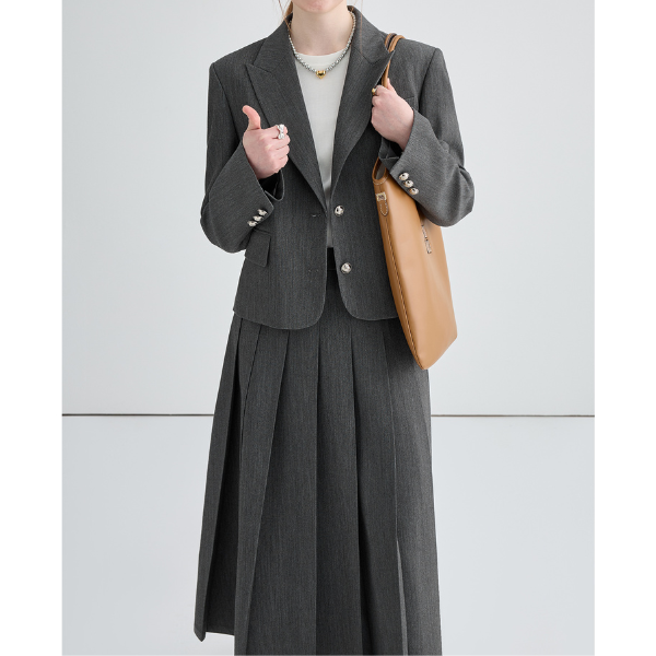 ショートスーツジャケット＆ミドル丈プリーツスカートのセットアップ Z00134