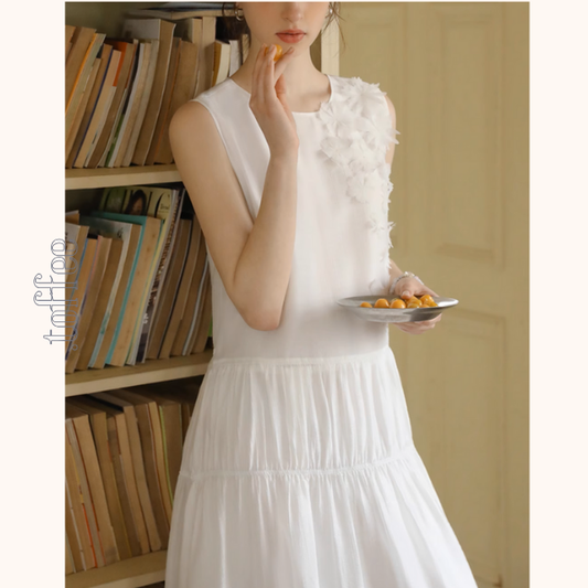 フラワー立体装飾ノースリーブティアードワンピース《Z00887》