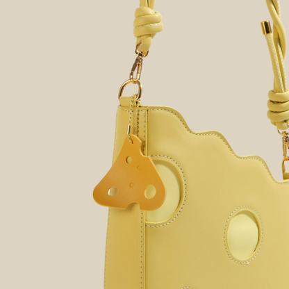 【4color】チーズデザインのショルダーバッグ X-280