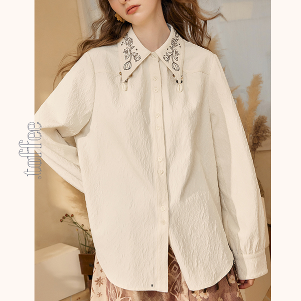 フラワー刺繡入りルーズシャツ　《Z00673》