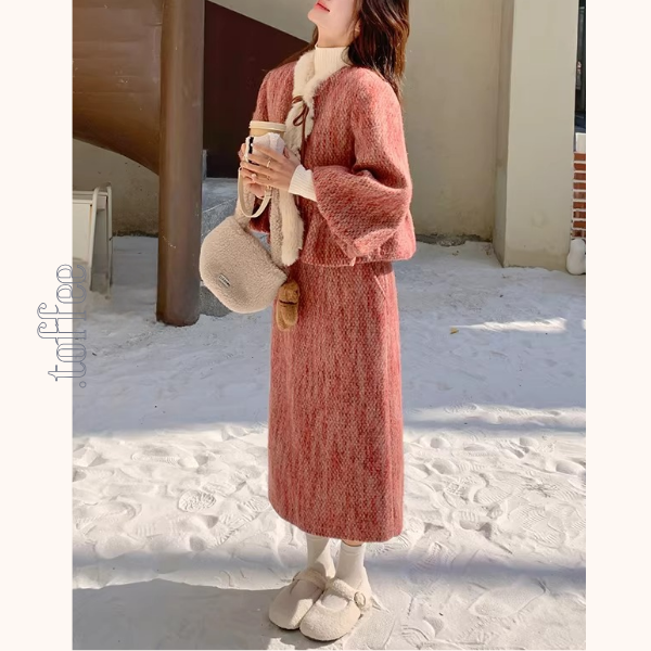 淡紅ファーリボンジャケット＆ミモレ丈スカートのセットアップ《Z01268》