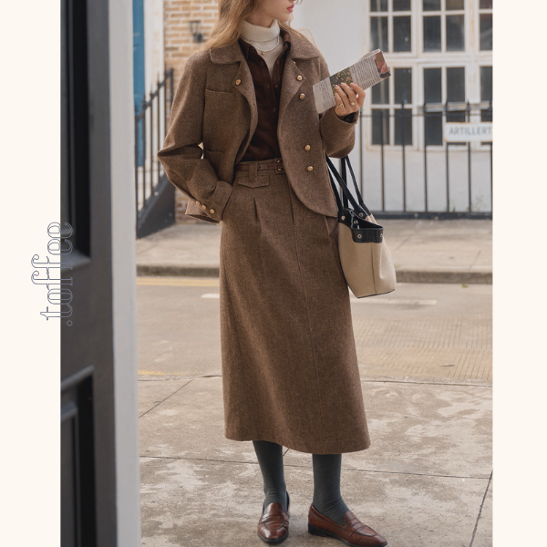 秋灯の街とクラシックツイードセット《Z01166》