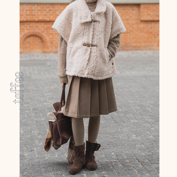 【2color】静寂に揺れるプリーツの余韻《Z01172》