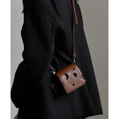 【３color】チーズシルエットスクエアショルダーバッグ AU-370