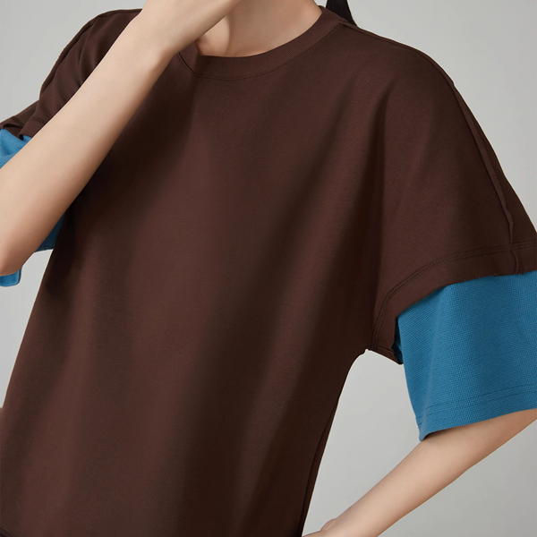 バイカラークルーネックレイヤード風トップス《Z00920》