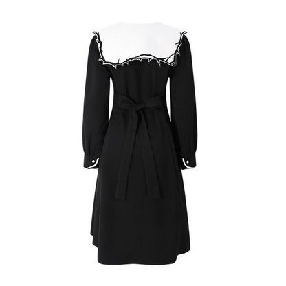 月明かりのバンビが佇む：オリエンタルと幻想が交差するプレッピーワンピース C0186