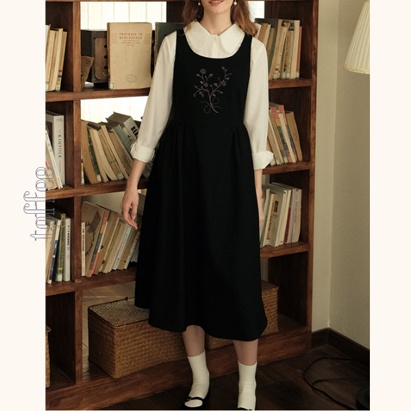 【2color】レースディテール丸襟ブラウス　《Z00747》