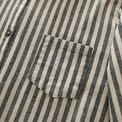 【4color】胸ポケット付きストライプ柄ボタンダウンシャツ　《Z00727》