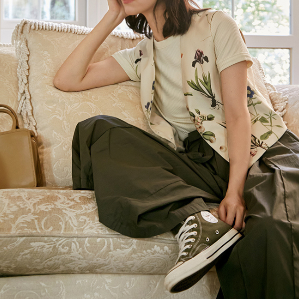 フラワープリントショートベストジャケット　AU-242