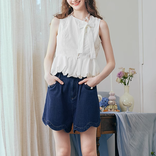 リボン装飾付きアシンメントリーペプラムトップ《Z00975》