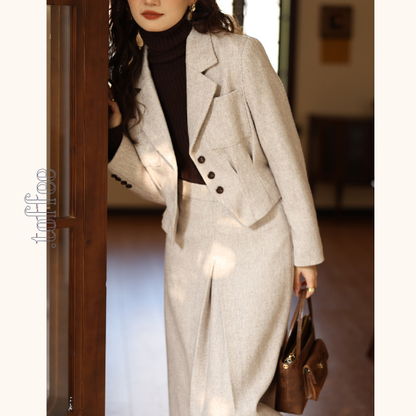 ショートテーラードジャケット＆ロングプリーツスカート セットアップ　《Z00773》