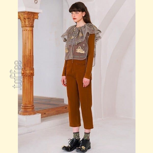 ニッチでレトロな植物画刺繍：フェアリーシアーベスト C0162