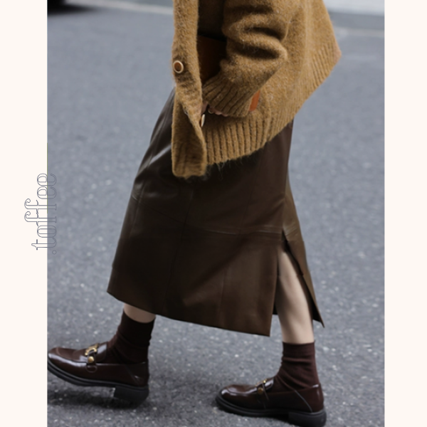 ハイウエストストレートスリットスカート 《Z00642》