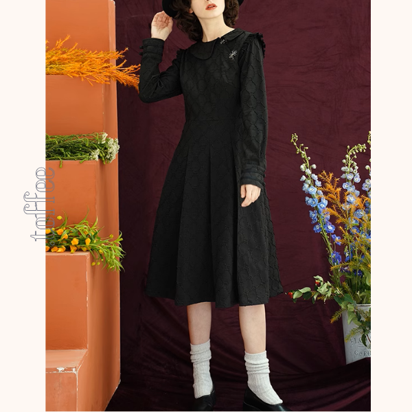 フリルディテールチャイナ風ブラックワンピース《Z00877》