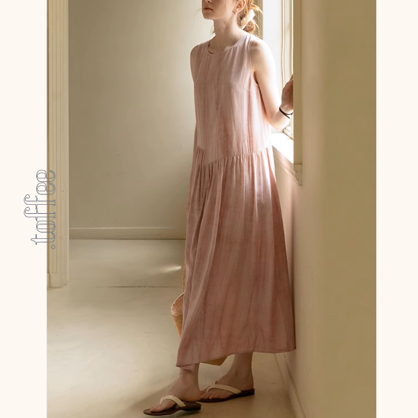 くすみピンクのノースリーブワンピース《Z01044》