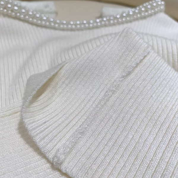 【2color】パールネックが輝くラグジュアリーニットセーター《Z01312》