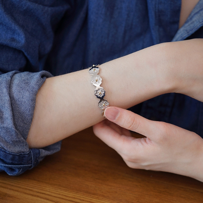 ミニフラワーデザインスリムバングル　AU-146