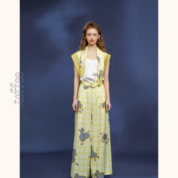 羊プリント　レモンイエローウィンドウチェック　シルキータッチ大判スカーフ C0147