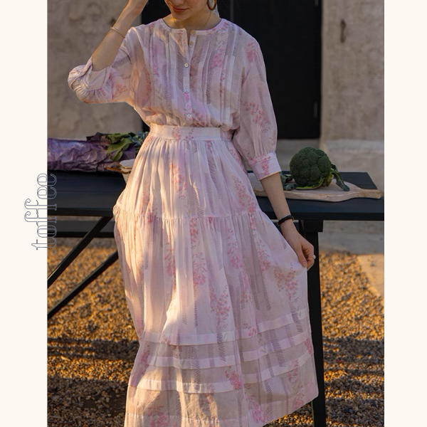 桜ピンクプリーツシャツ＆ミモレ丈ティーアドスカートセットアップ《Z00867》