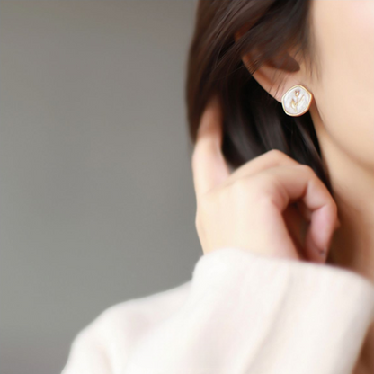 【2pattern】チューリップモチーフヘキサゴンイヤーアクセサリー　《Z00767》