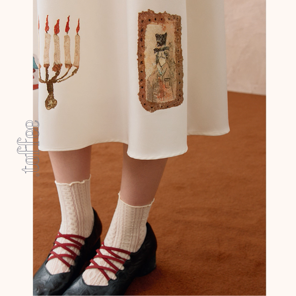 ヴィンテージ調プリントフレアスカート《Z01102》