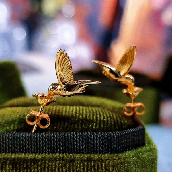 【2color】ハミングバードピアス Z00175