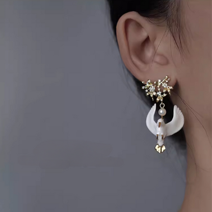 ハミングバードピアス　Z00594