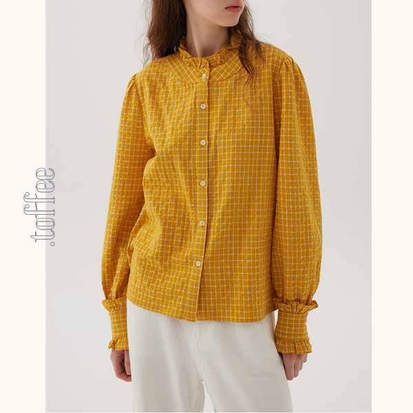 フリルネックチェック柄スリムシャツ《Z00848》